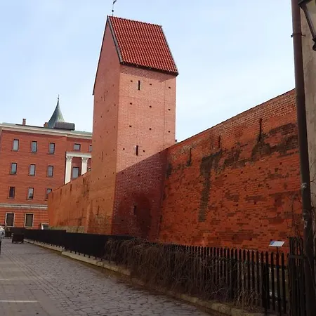 Old New Building With Parking Apartamento