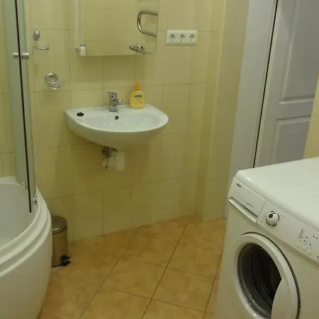 Apartamento Old New Building With Parking Riga